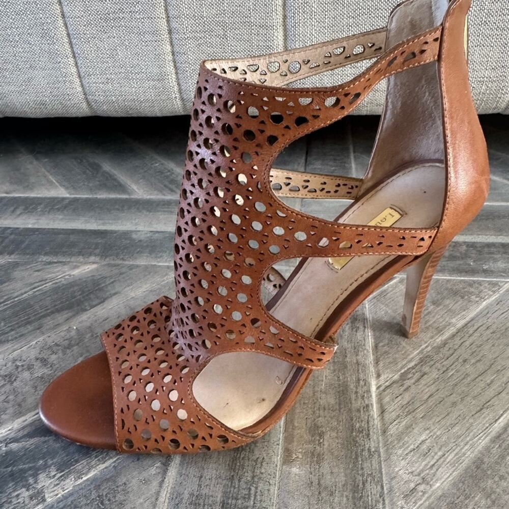 Louise et Cie LO WINNIE 2 Brown Heels – Size 10M – Cutout Zip Sandals